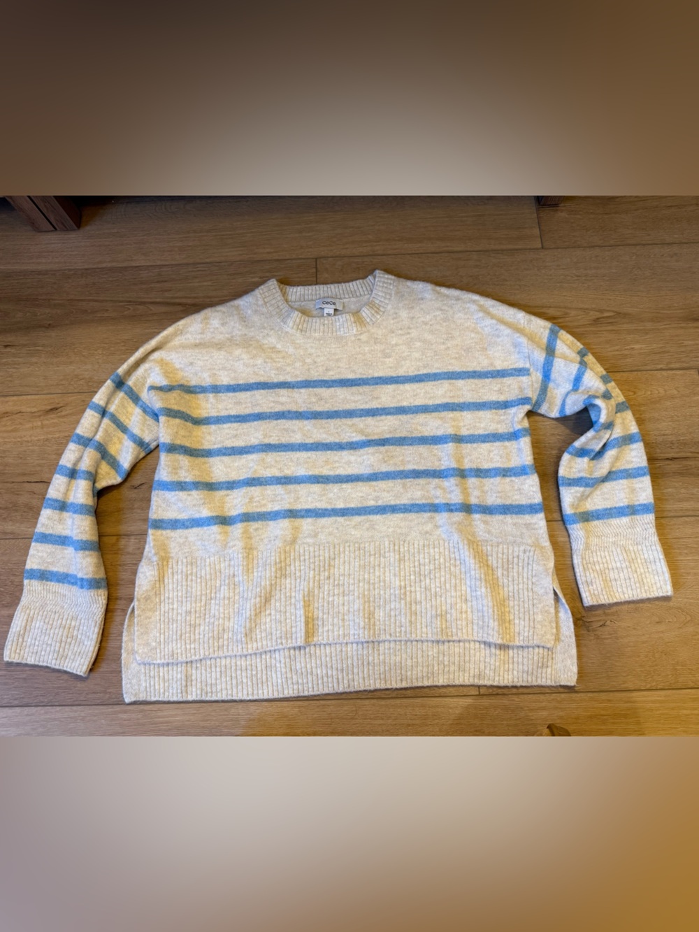 CeCe Cream and Light Blue Striped Crewneck Sweater Oversized
